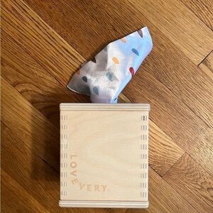 Lovevery Tissue Box